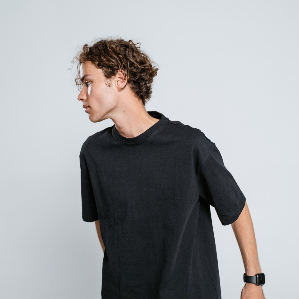 Rarifly Air plain black t-shirt back view, casual comfortable fit